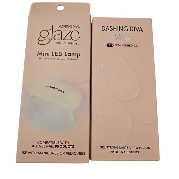 Dashing Diva Other - Dashing Diva Glaze Semi-Cured Gel & Mini LED Lamp•22 Nail Strips